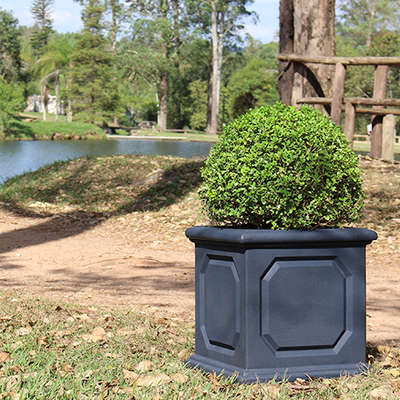 Versailles Cube Planter